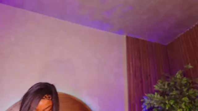 Snapshot of mollyjackson_ chatting on August 5, 2026, 10:37 pm mollyjackson online show from August 5, 2026, 10:37 pm