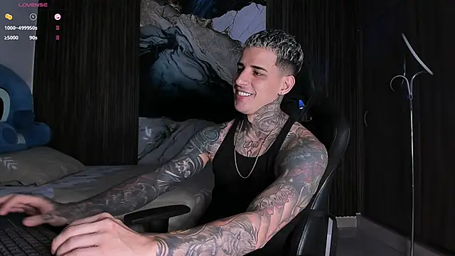 trisstann  online show from February 25, 2026, 11:26 pm