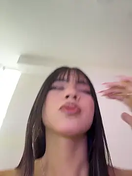 Chel   online show from March 9, 2026, 5:27 pm