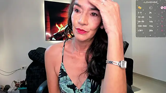 Snapshot of Emma_Mendozaa chatting on July 20, 2026, 11:23 am Emma Mendozaa online show from July 20, 2026, 11:23 am