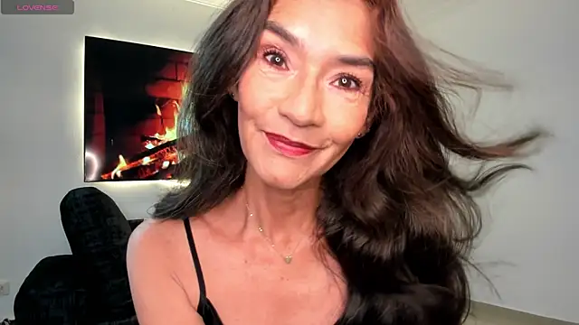 Snapshot of Emma_Mendozaa chatting on July 13, 2026, 11:31 am Emma Mendozaa online show from July 13, 2026, 11:31 am