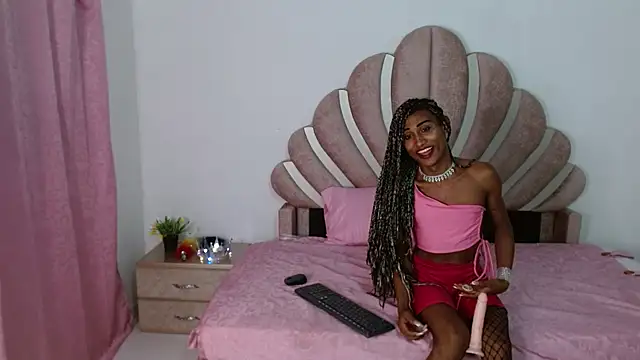 bella fox723 online show from February 4, 2026, 5:24 am