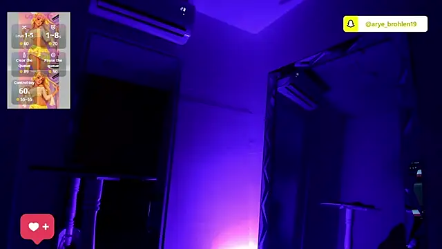 Snapshot of franky_21 chatting on June 9, 2026, 7:15 pm franky 21 online show from June 9, 2026, 7:15 pm