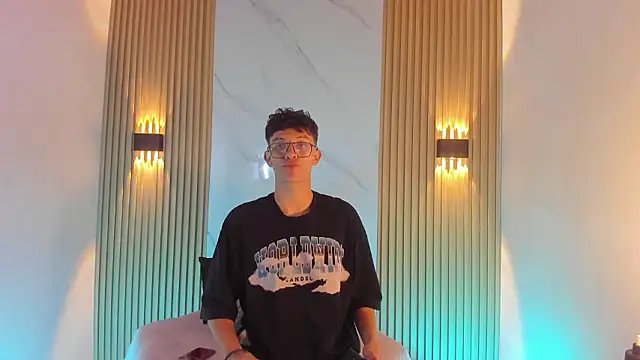 Christopher Hunter online show from March 4, 2026, 9:55 pm