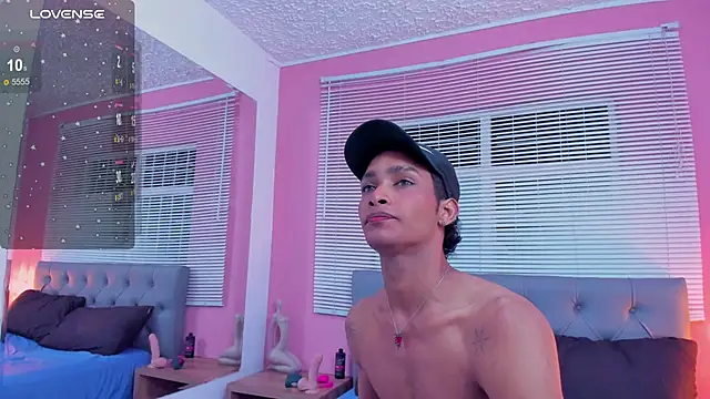 drako18  online show from February 12, 2026, 2:11 am