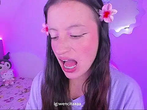 Snapshot of wenn_ chatting on May 8, 2026, 2:37 am wenn online show from May 8, 2026, 2:37 am