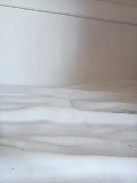 Snapshot of lej73 chatting on April 8, 2026, 3:57 pm lej73 online show from April 8, 2026, 3:57 pm