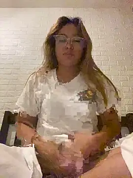 Snapshot of Wild_flower19 chatting on March 13, 2026, 6:35 pm Wild flower19 online show from March 13, 2026, 6:35 pm