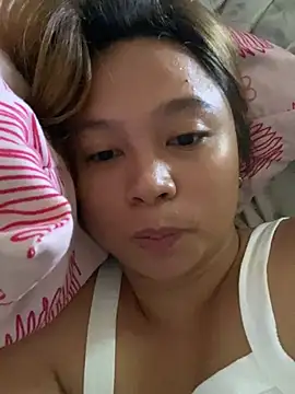 Snapshot of Wild_flower19 chatting on March 16, 2026, 4:42 am Wild flower19 online show from March 16, 2026, 4:42 am