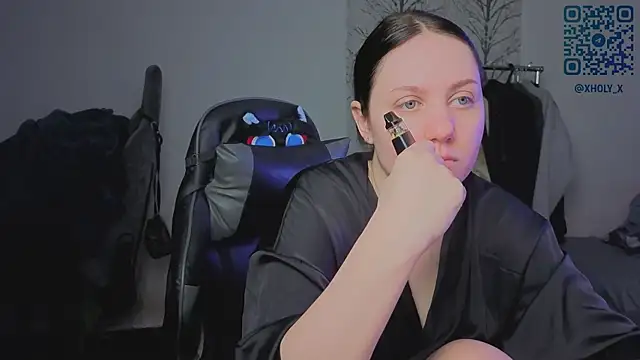 Snapshot of Holy_Kveta chatting on May 21, 2026, 3:15 am Holy Kveta online show from May 21, 2026, 3:15 am