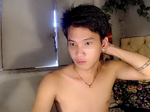 Snapshot of Baby_Aries69 chatting on February 5, 2026, 7:15 am Baby Aries69 online show from February 5, 2026, 7:15 am