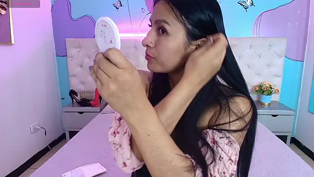 Melannyy   online show from March 25, 2026, 2:44 am