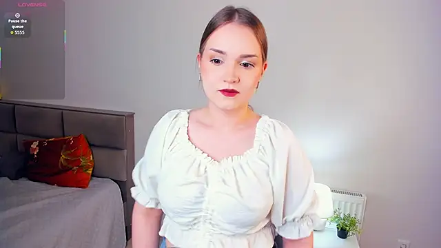 CrissyKales online show from March 19, 2026, 5:02 pm