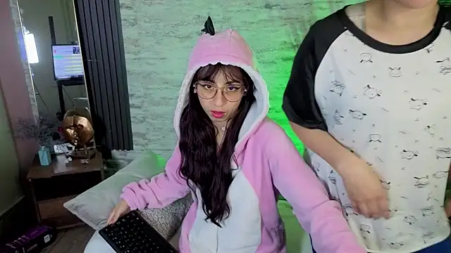 suggar angel online show from March 12, 2026, 12:20 pm