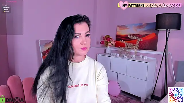 Monika Martinezz online show from June 22, 2026, 4:09 am