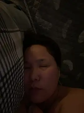 Youyou 12 online show from February 11, 2026, 7:58 pm