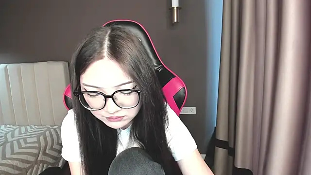 Snapshot of say7maya chatting on February 8, 2026, 5:38 am say7maya online show from February 8, 2026, 5:38 am