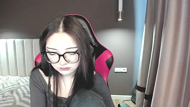 Snapshot of say7maya chatting on February 9, 2026, 7:39 am say7maya online show from February 9, 2026, 7:39 am