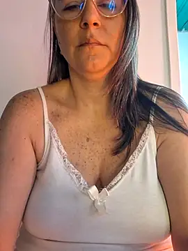katy randy1 online show from May 13, 2026, 2:57 pm
