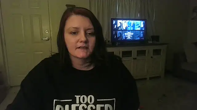 Rosegold2431 online show from February 4, 2026, 2:12 pm