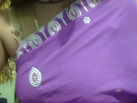 Snapshot of Angelishere01 chatting on February 6, 2026, 9:16 am Angelishere01 online show from February 6, 2026, 9:16 am