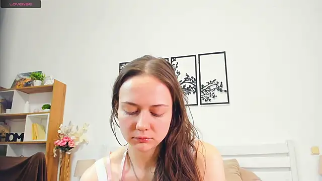MalvinaTrafford online show from April 29, 2026, 8:48 pm