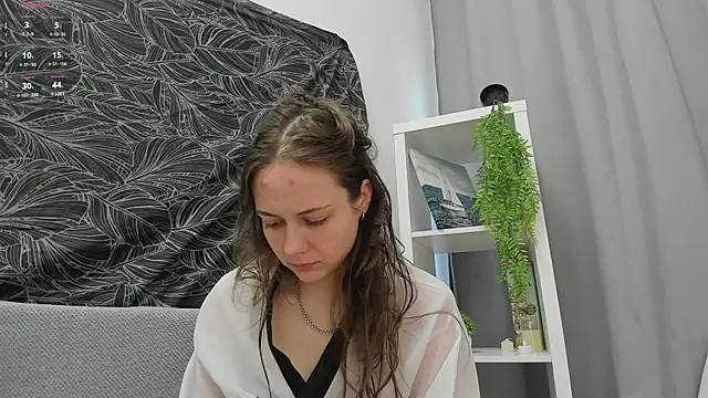 MalvinaTrafford online show from June 10, 2026, 1:56 pm