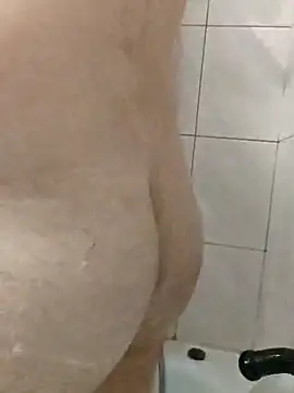 Snapshot of RedDadd86 chatting on March 12, 2026, 2:17 am RedDadd86 online show from March 12, 2026, 2:17 am