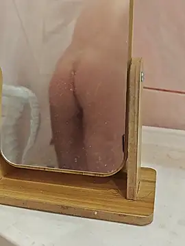 Snapshot of RedDadd86 chatting on March 14, 2026, 10:49 pm RedDadd86 online show from March 14, 2026, 10:49 pm