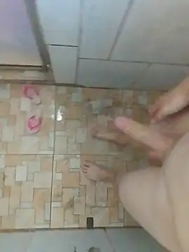 Snapshot of ONixCris chatting on April 8, 2026, 8:32 pm ONixCris online show from April 8, 2026, 8:32 pm