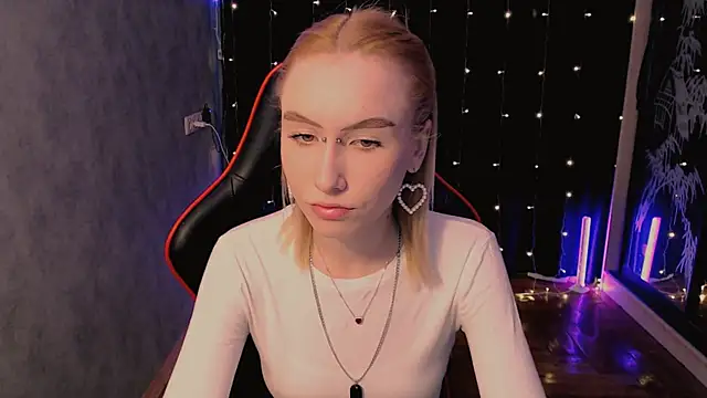 crybambi online show from February 12, 2026, 7:08 am