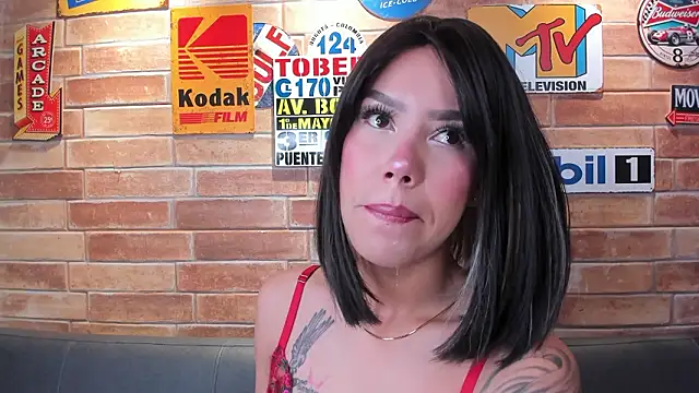 foxy  isabella online show from February 2, 2026, 11:09 am