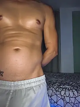 Snapshot of logan-31 chatting on February 19, 2026, 3:58 am logan-31 online show from February 19, 2026, 3:58 am