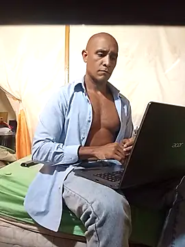 djmorenoo online show from March 6, 2026, 5:08 pm