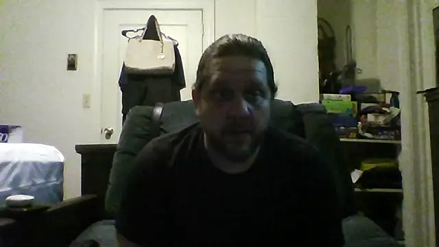 Snapshot of Demon2182 chatting on March 2, 2026, 11:44 pm Demon2182 online show from March 2, 2026, 11:44 pm