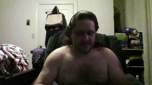 Snapshot of Demon2182 chatting on March 18, 2026, 4:37 am Demon2182 online show from March 18, 2026, 4:37 am