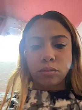 Samantha rousse28 online show from March 18, 2026, 1:24 pm