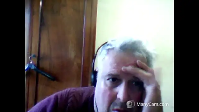 Snapshot of swichcassanesi chatting on March 8, 2026, 2:09 pm swichcassanesi online show from March 8, 2026, 2:09 pm