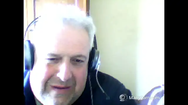 Snapshot of swichcassanesi chatting on February 21, 2026, 1:02 pm swichcassanesi online show from February 21, 2026, 1:02 pm