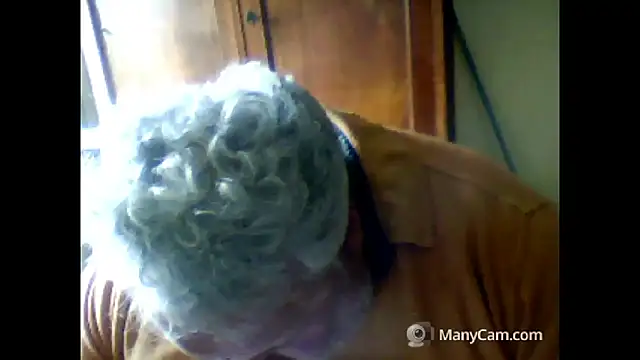 Snapshot of swichcassanesi chatting on February 8, 2026, 12:58 pm swichcassanesi online show from February 8, 2026, 12:58 pm