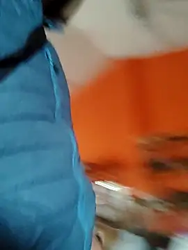 Snapshot of dollar_sub chatting on March 5, 2026, 4:03 pm dollar sub online show from March 5, 2026, 4:03 pm