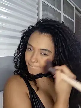 Snapshot of pandinhagamer chatting on March 5, 2026, 2:30 am pandinhagamer online show from March 5, 2026, 2:30 am