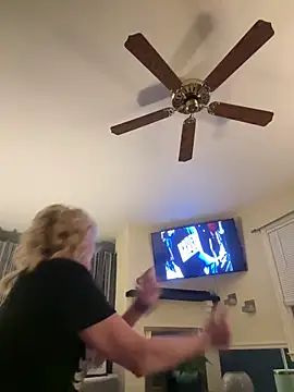 Snapshot of FireAfterDark chatting on March 7, 2026, 4:30 am FireAfterDark online show from March 7, 2026, 4:30 am