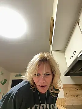 Snapshot of FireAfterDark chatting on March 8, 2026, 2:15 am FireAfterDark online show from March 8, 2026, 2:15 am