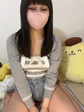 Snapshot of Mitsuki__jp chatting on May 8, 2026, 2:15 am Mitsuki jp online show from May 8, 2026, 2:15 am