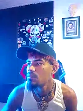 merka33 online show from February 4, 2026, 7:03 am