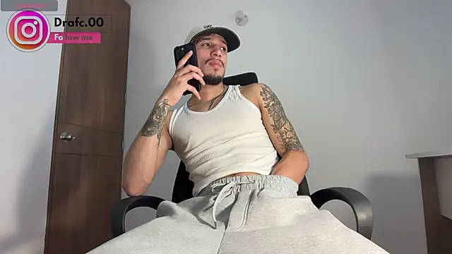 Snapshot of rafael_stone11 chatting on June 27, 2026, 3:12 am rafael stone11 online show from June 27, 2026, 3:12 am