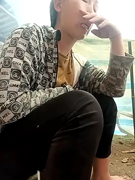 hot-luna- online show from February 20, 2026, 6:26 am