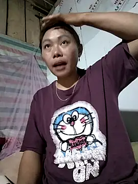 Snapshot of Bella-222 chatting on May 11, 2026, 2:07 pm Bella-222 online show from May 11, 2026, 2:07 pm