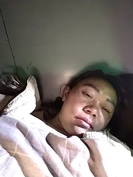 Bella-222 online show from February 3, 2026, 11:10 pm